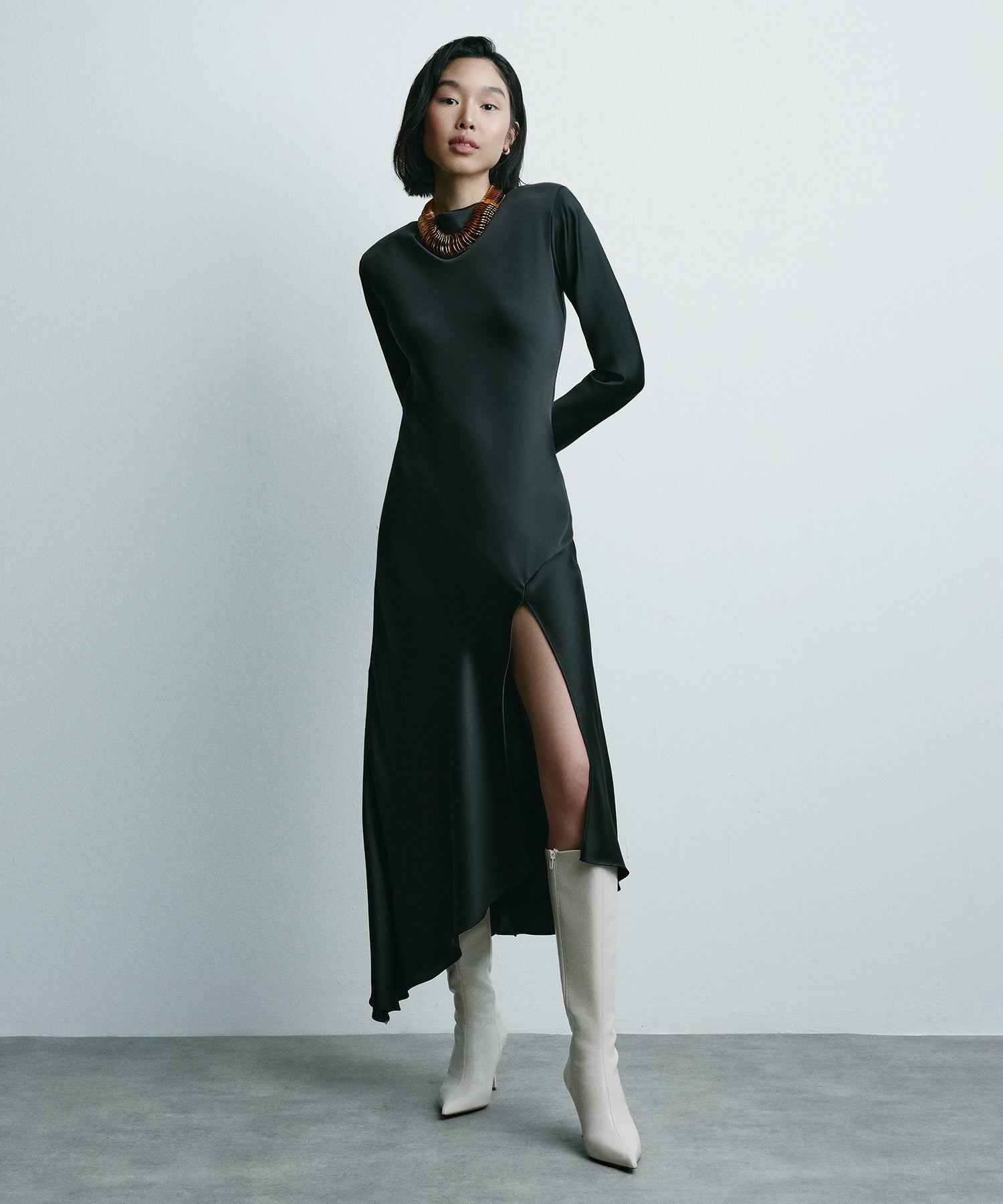 Emily Dress kayık yaka saten elbise — 6. görsel